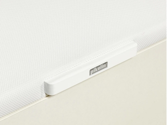 Detalle tirador del Canapé Naturebox 2.0 doble tapa y alta capacidad blanco