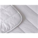 Acabado acolchado y ribete perimetral del cubrecolchón