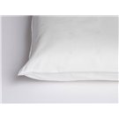 Detalle lateral de la almohada visco para cuna