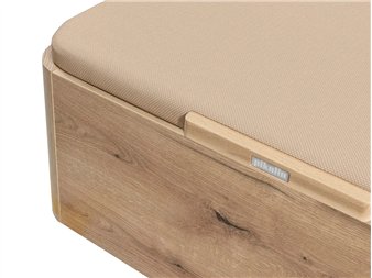 Detalle tirador del Canapé Naturebox 2.0 doble tapa y alta capacidad roble