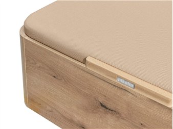 Detalle tirador del Canapé Naturebox 2.0 doble tapa y alta capacidad roble